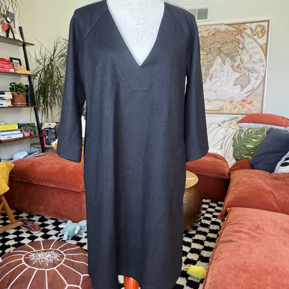 Diane Von Furstenberg Black Wool Sheath Dress